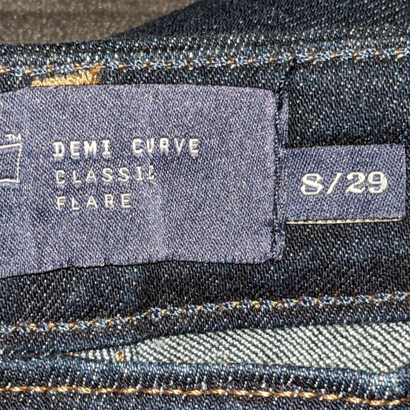 Levi's Mid Rise Flare - Picture 5 of 5